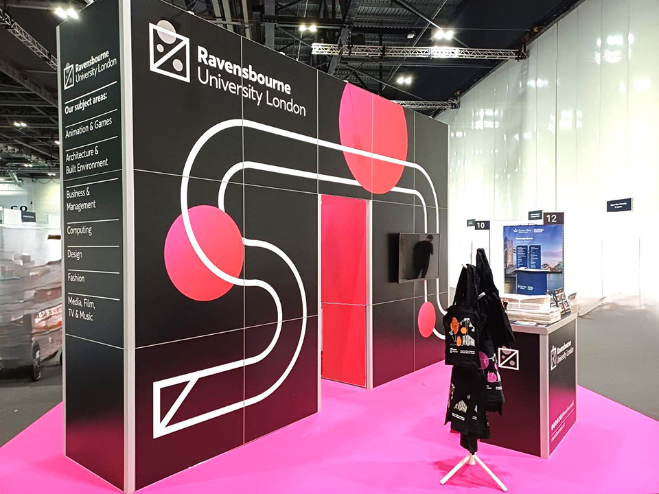 Self-build exhibition stand