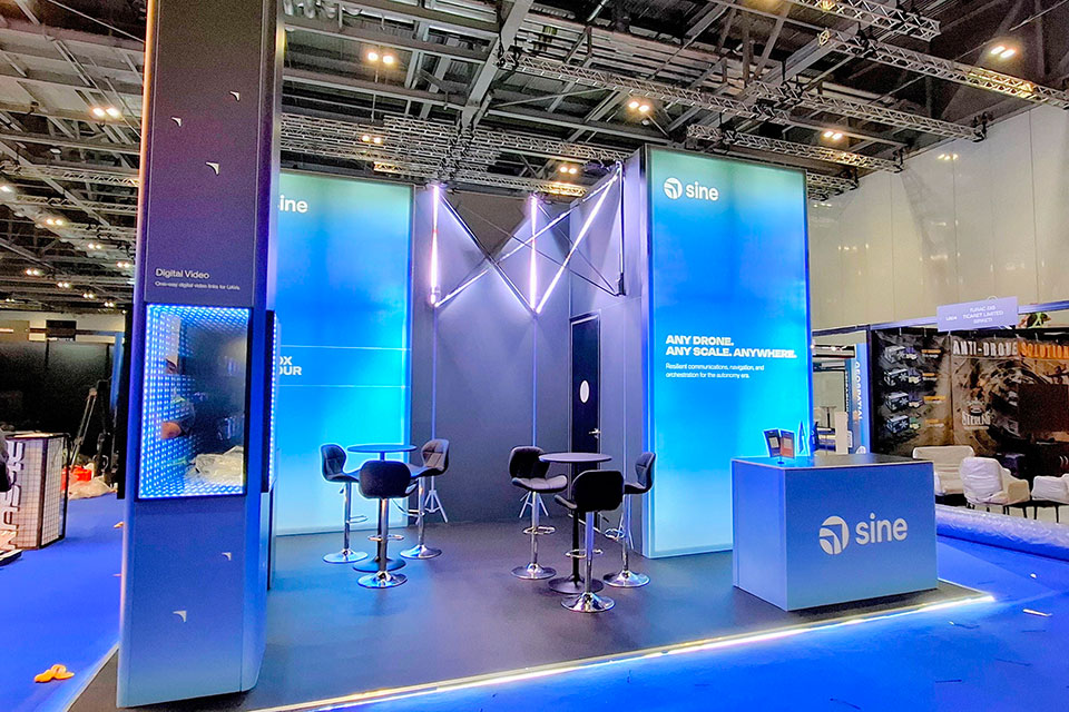 Interactive technology displays